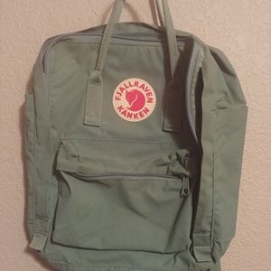 Fjallraven kanken backpack
